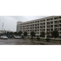 太倉中集冷藏物流裝備有限公司   招聘  焊工  普工 男，18-45歲，身高1.65m以上，會寫字